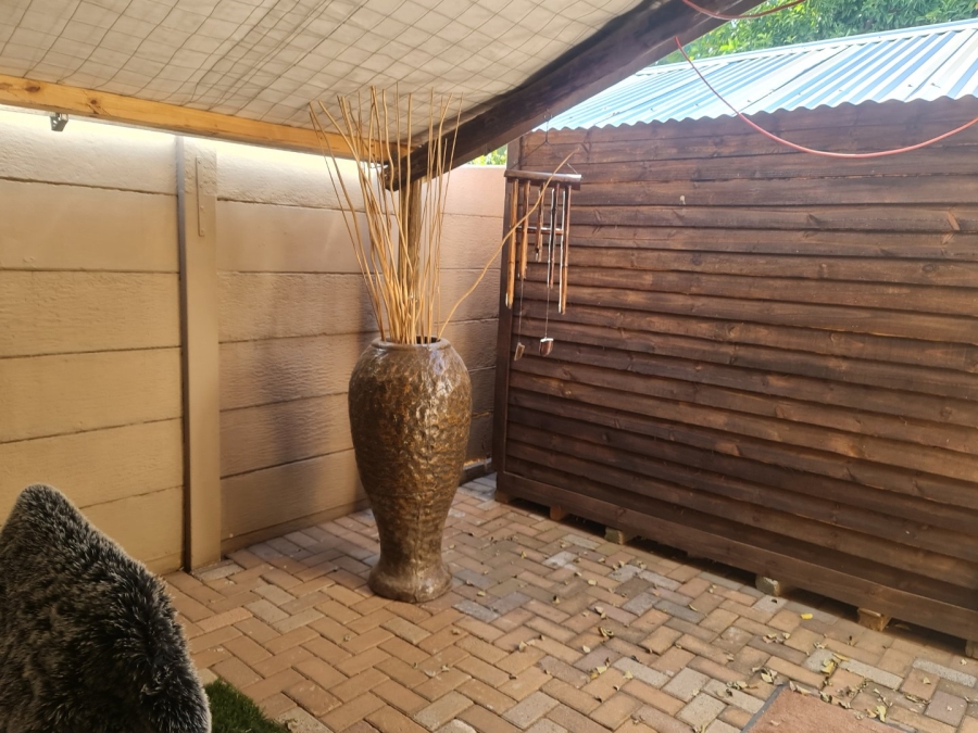 4 Bedroom Property for Sale in Protea Park North West